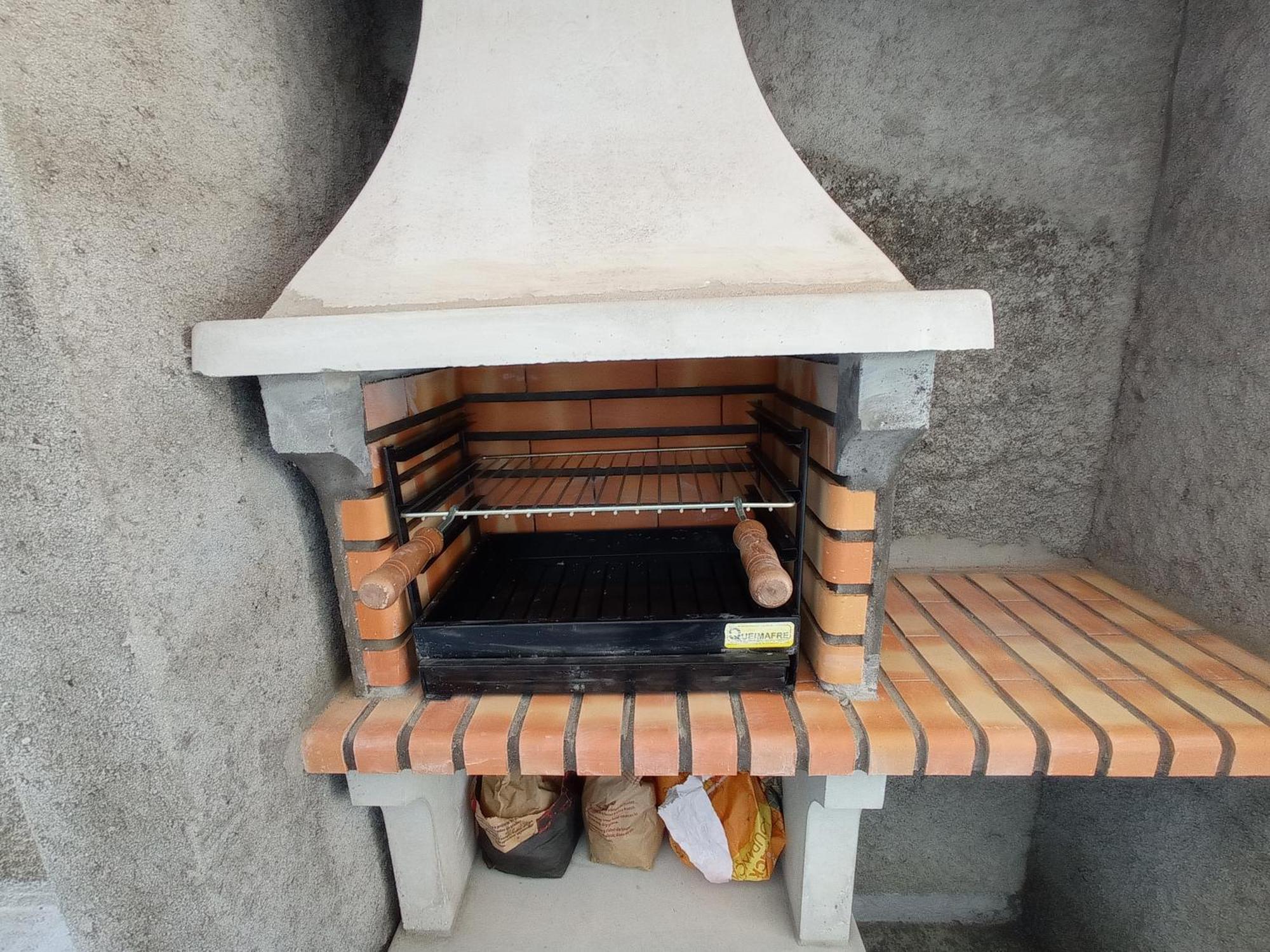 Aradas, Pampilhosa Da Serra, Casa Da Oliveira, Wifi, Ar Condicionado, Churrasqueira, Parqueamento, By Ig Ferienhaus